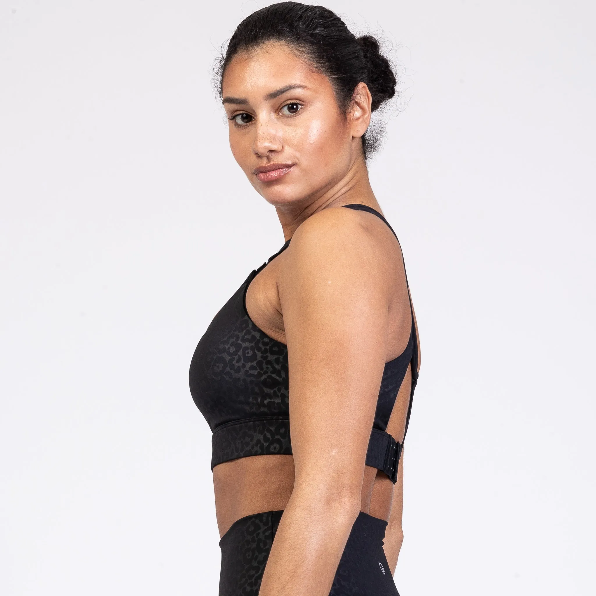 Chloé 3 Running Nursing Sports Bra (Black Cheetah)