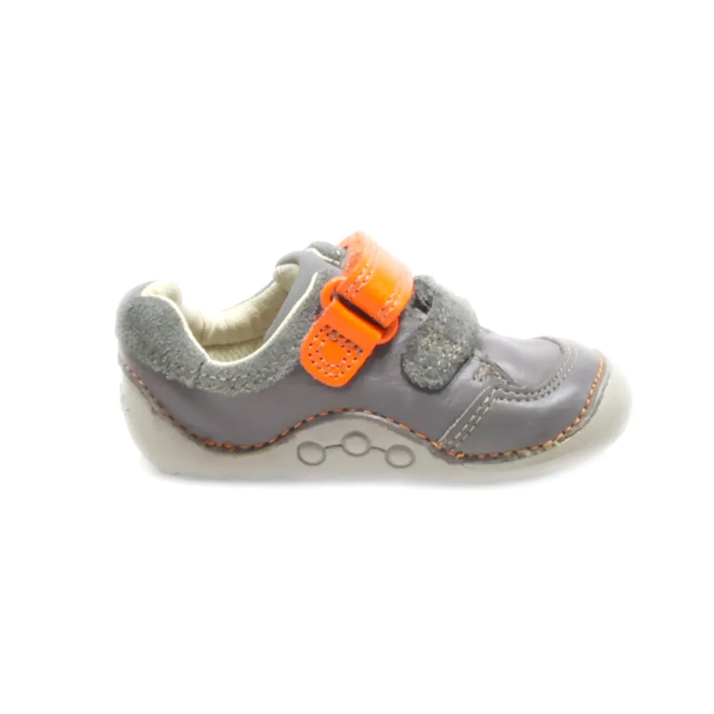 Clarks Walkers Leather Grey Colour For Kids