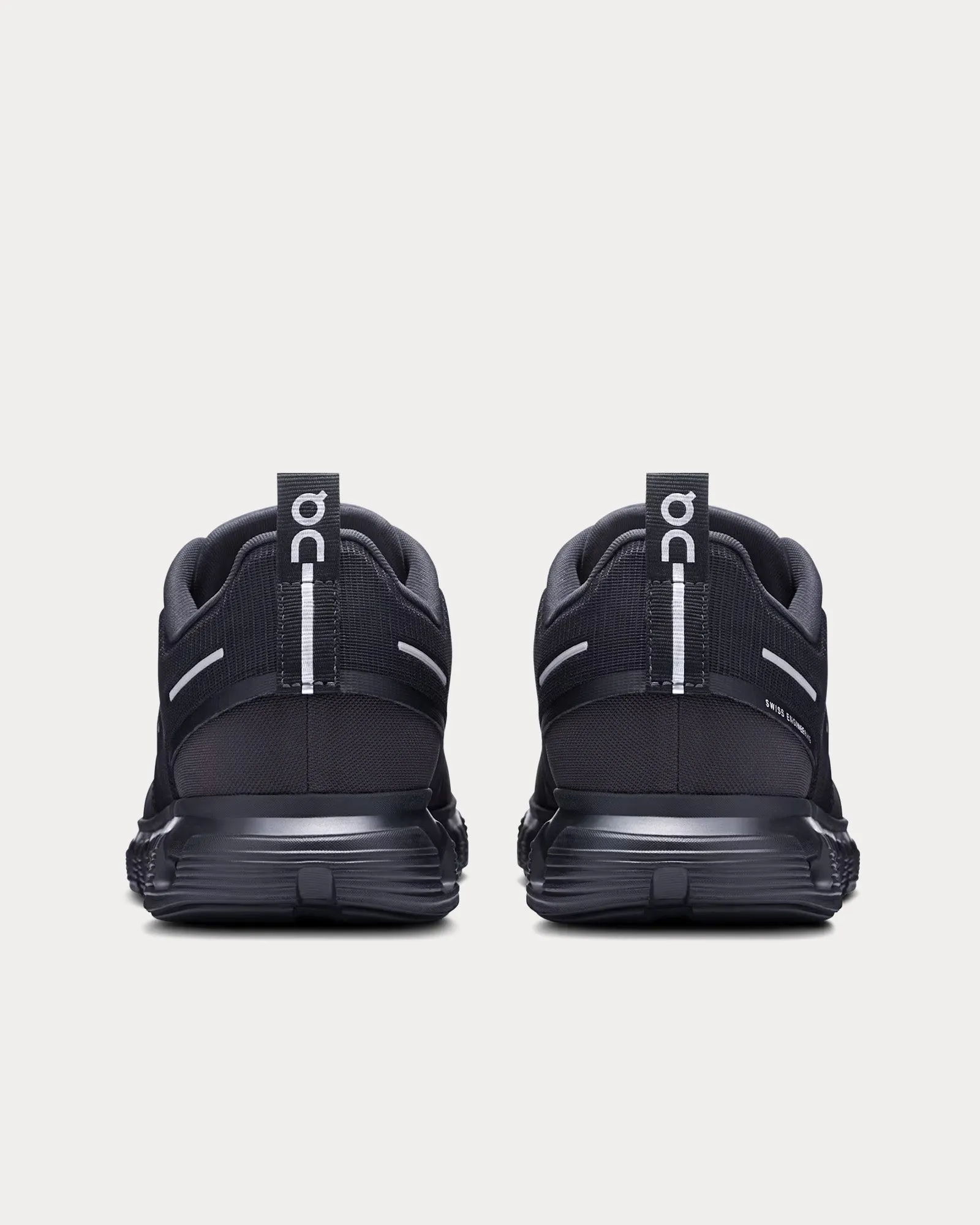 Cloud 6 WP Black / Black Running Shoes