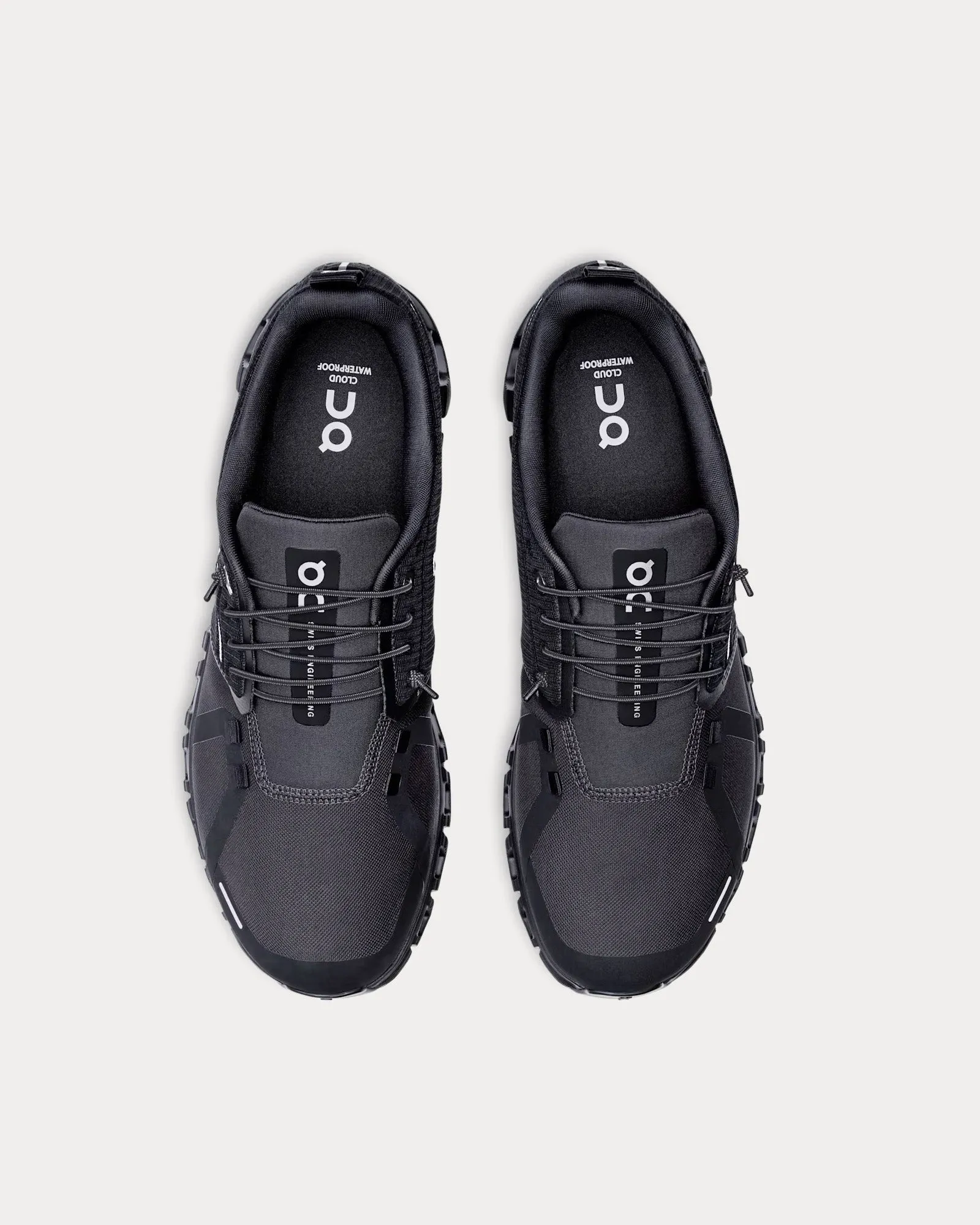 Cloud 6 WP Black / Black Running Shoes