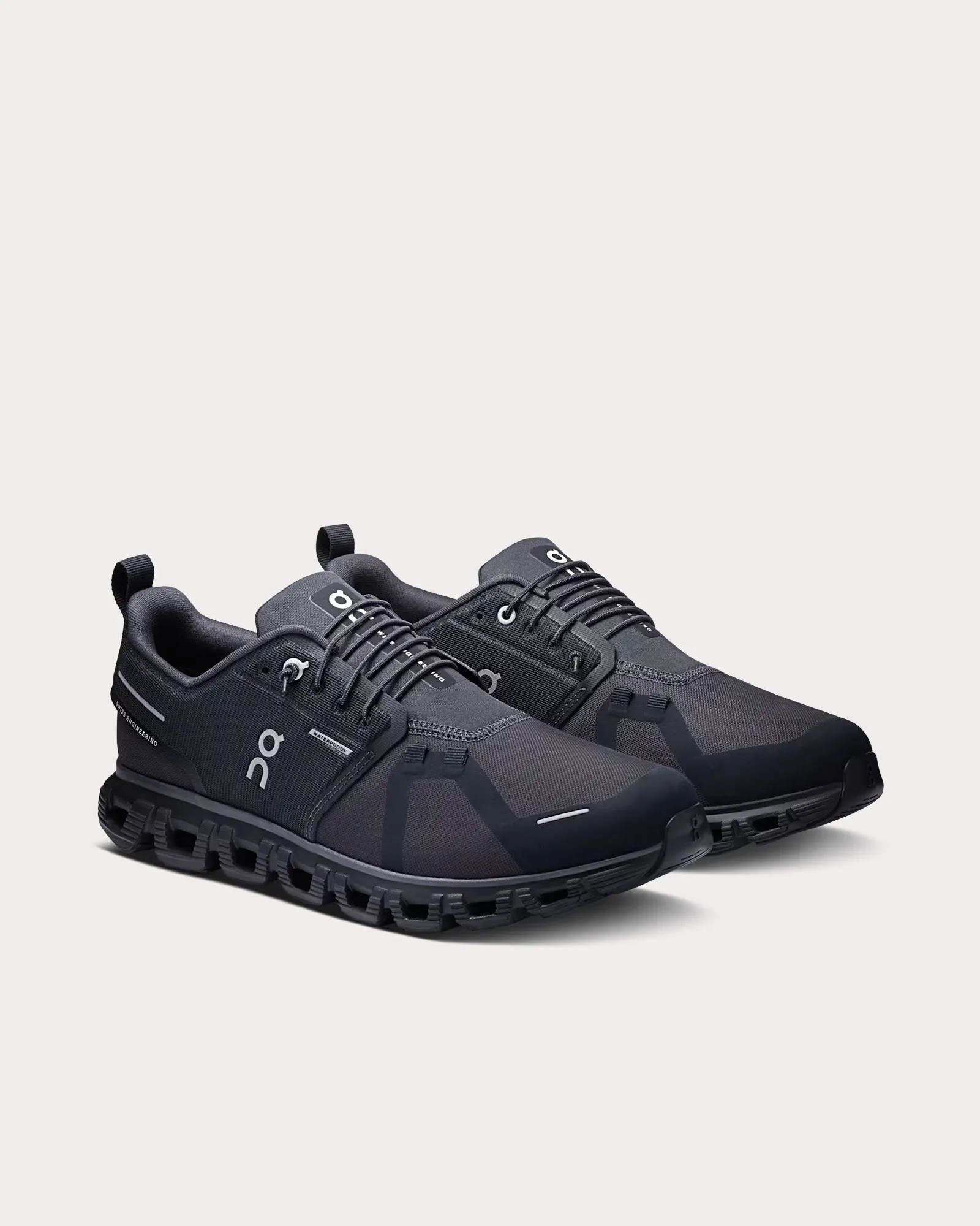 Cloud 6 WP Black / Black Running Shoes