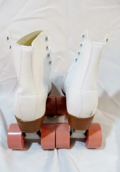 NEW Womens CHICAGO ROLLER SKATES Rollerskate 6 WHITE PINK Derby