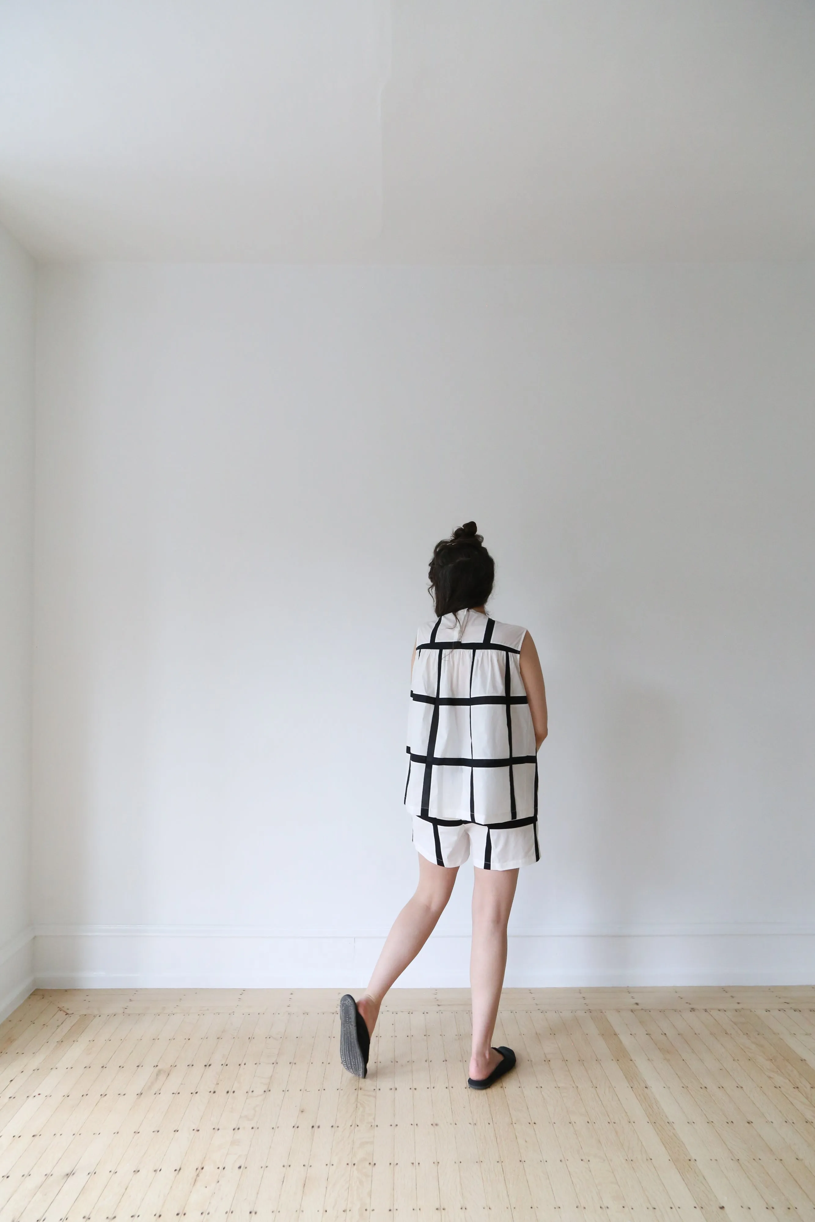 Nina Donis Black and White Check Set
