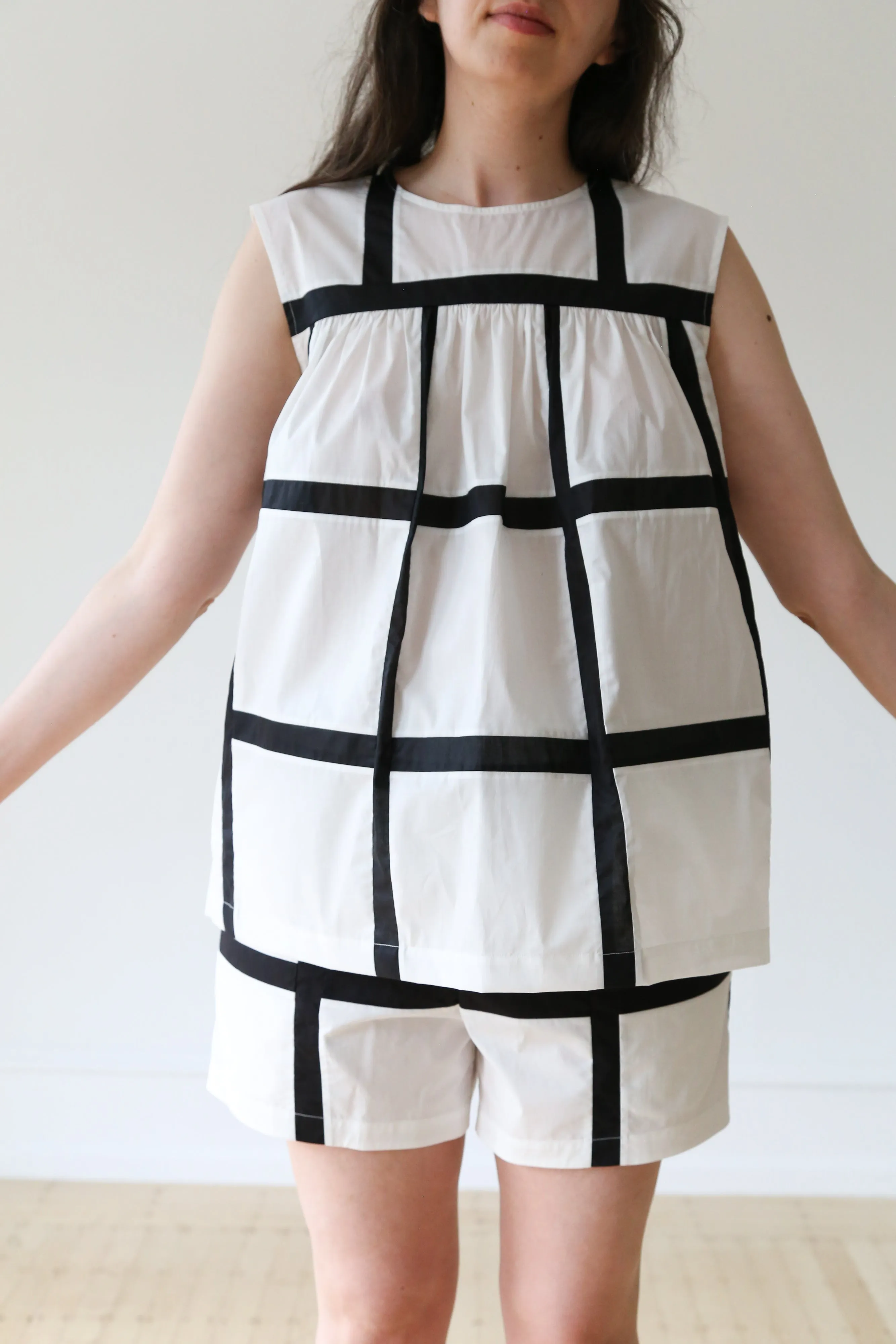 Nina Donis Black and White Check Set