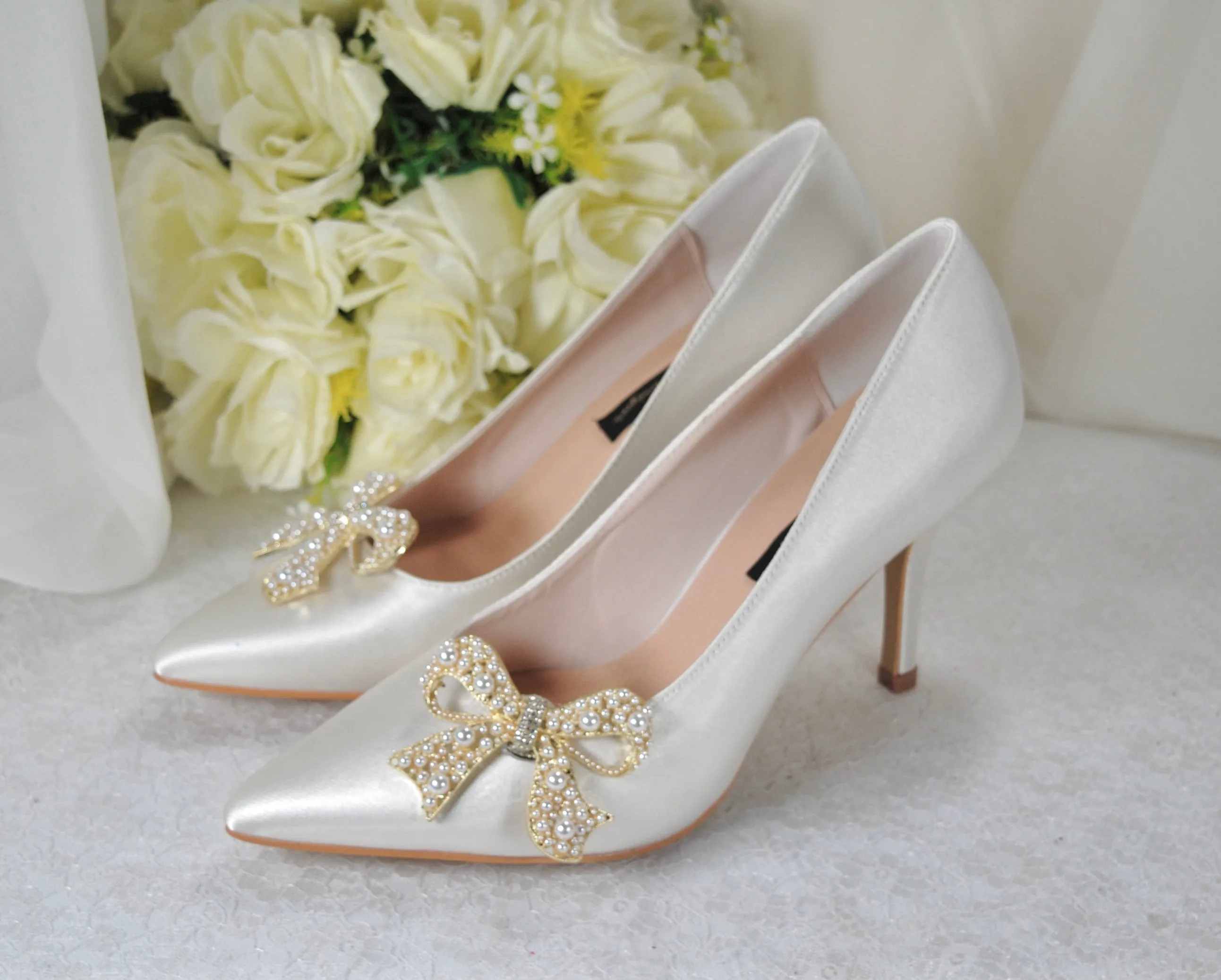 Satin Shoes with Pearl Bow Shoe Clip