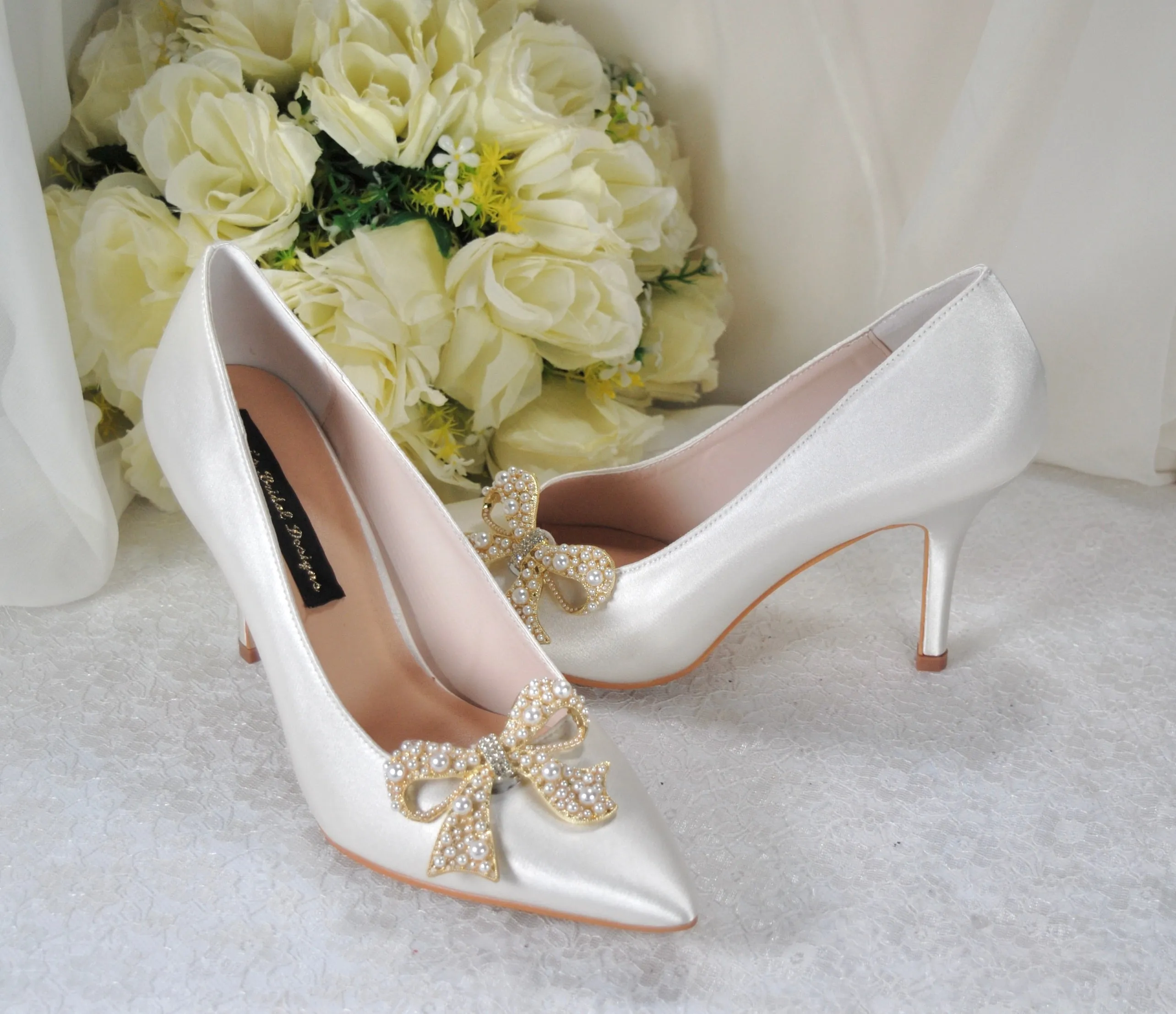 Satin Shoes with Pearl Bow Shoe Clip