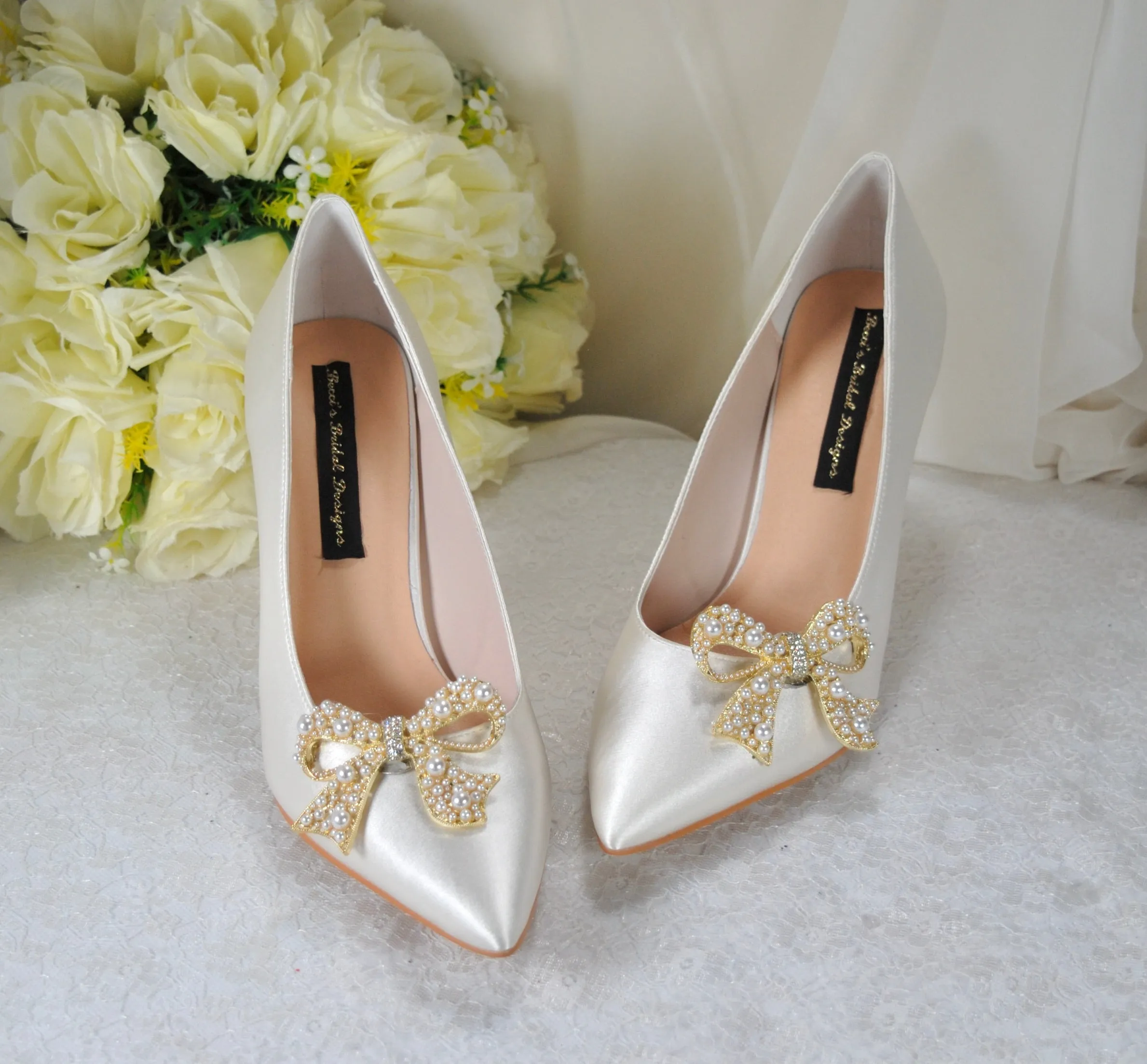 Satin Shoes with Pearl Bow Shoe Clip