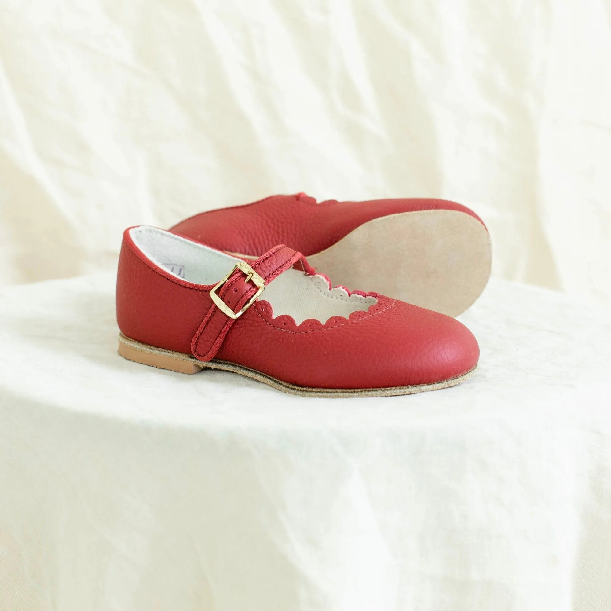 Scalloped Mary Jane | Burgundy