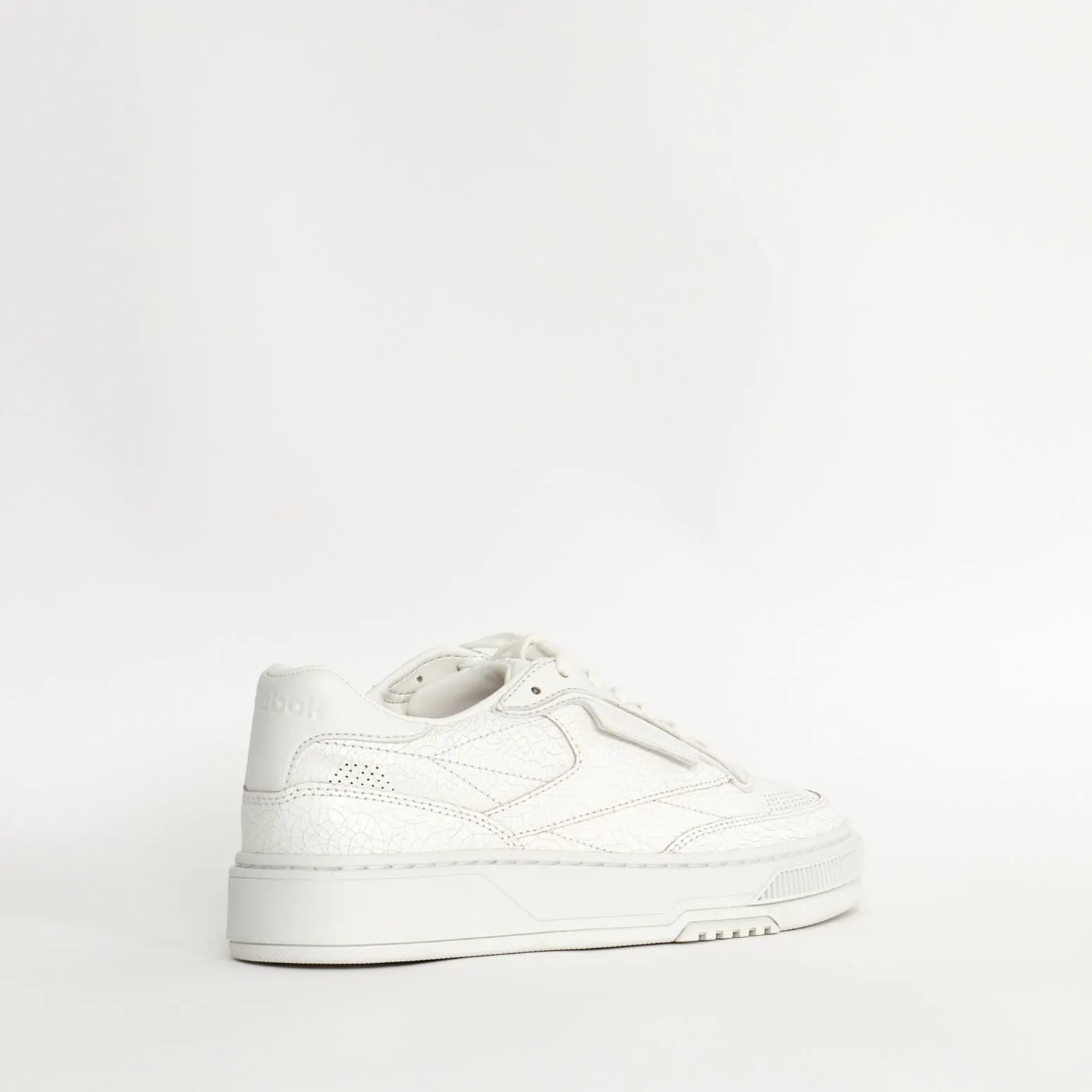 Sneakers Reebok LTD Club C Cuir Craqué Blanche