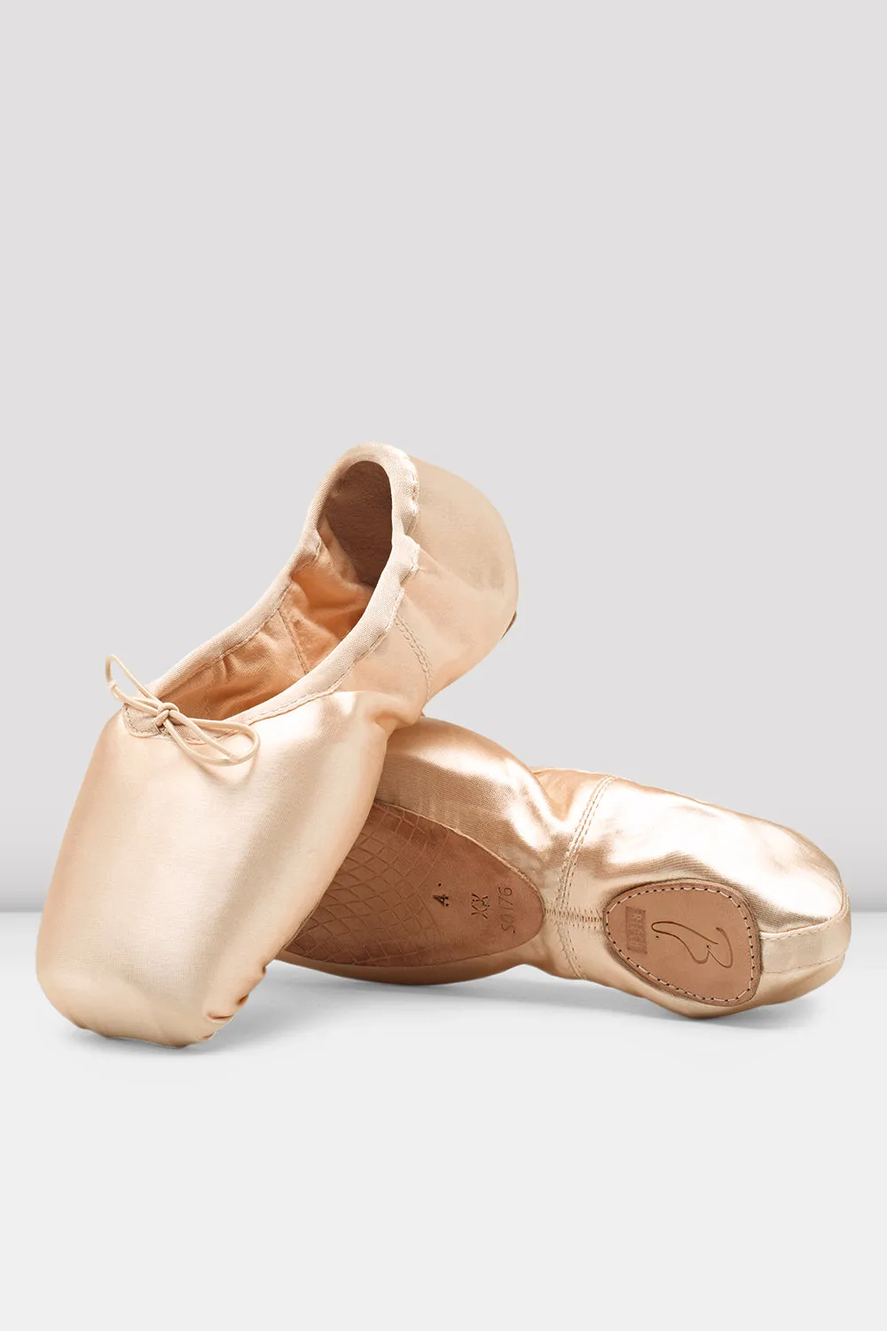 Superlative Stretch Pointe Shoes