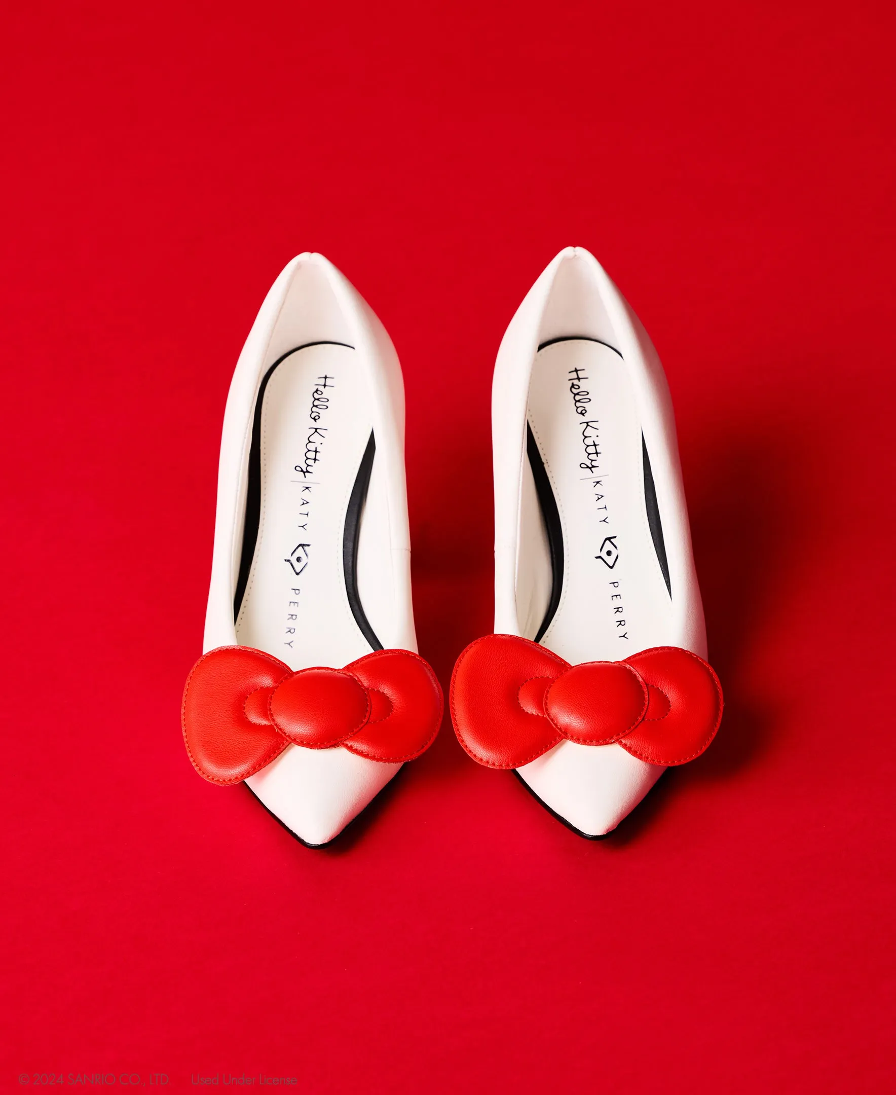 THE HELLO KITTY ® BOW HEEL